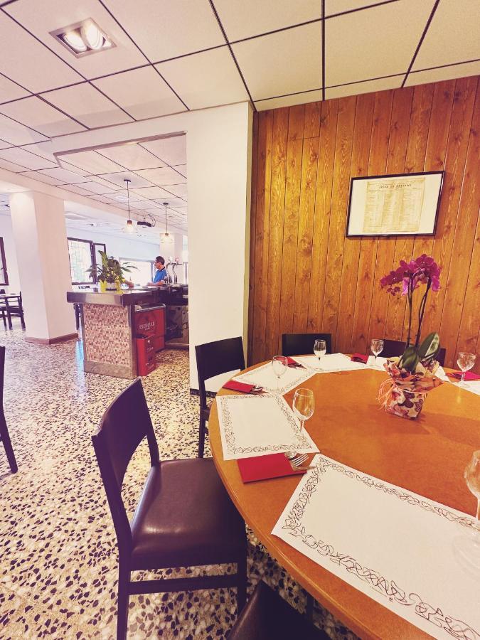 Fuentespalda Fonda Aparicio酒店 外观 照片